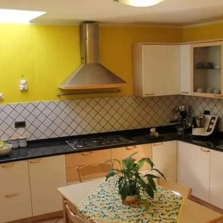 Casa Chanoux 아파트 *